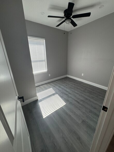 More Photos Of 136 Jack Pine St, Lake Wales Specialty For Sale