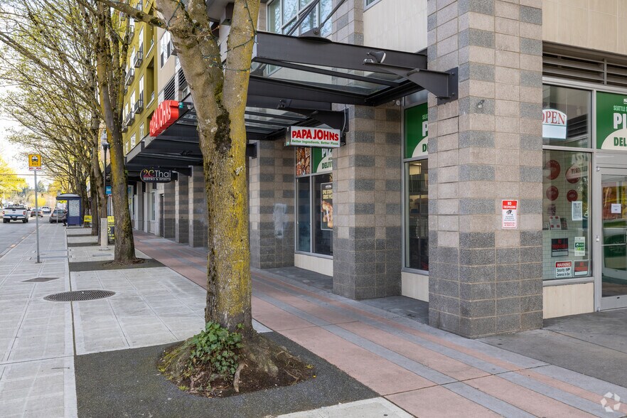 More Photos Of 12500-12520 Lake City Way NE, Seattle Apartments For Lease