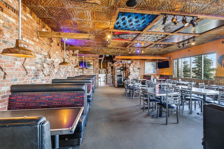 More Photos Of 4862 W Hildebrand Blvd, Kennewick Restaurant For Lease