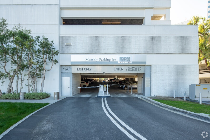 1960 E Grand Ave, El Segundo, CA 90245 Office For Lease