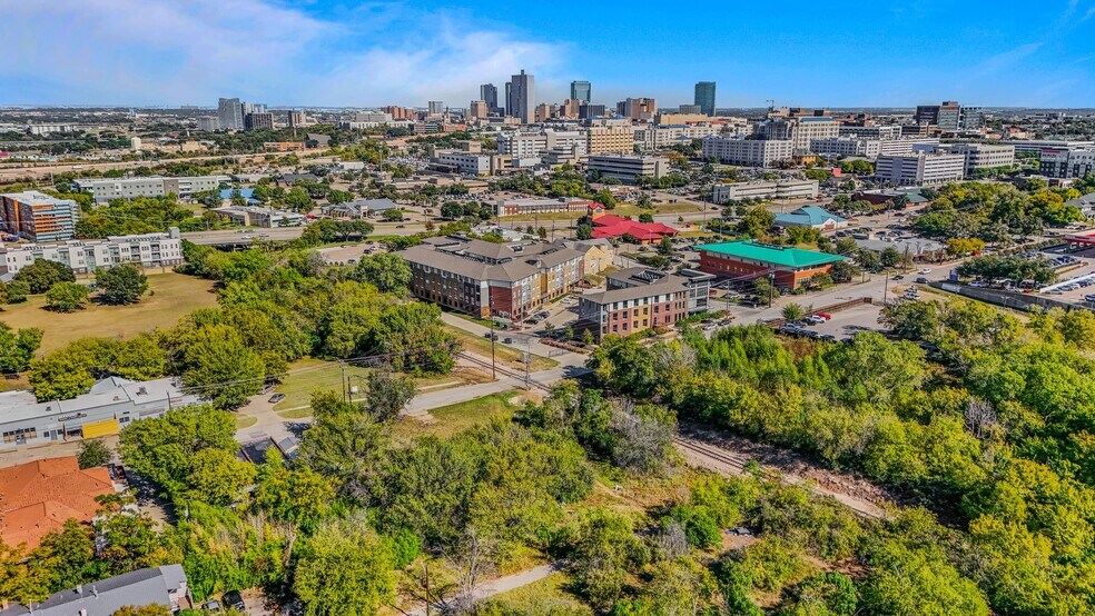 More Photos Of 2101-2121 W Magnolia Ave, Fort Worth Land For Sale