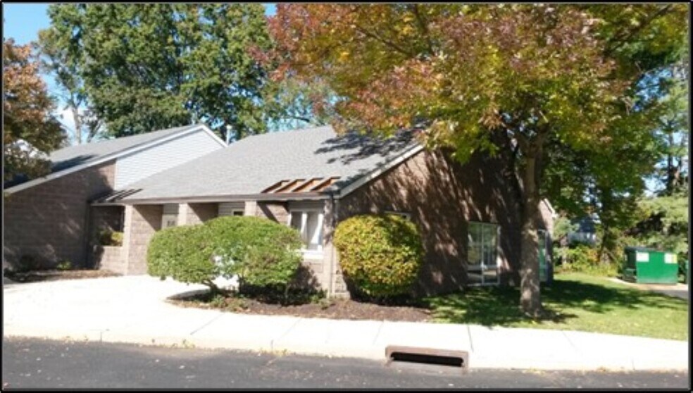 More Photos Of 445 White Horse Ave, Hamilton Office For Lease