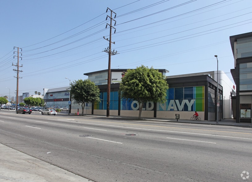 More Photos Of 100 S La Cienega Blvd, Los Angeles Unknown For Lease