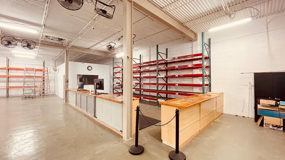 More Photos Of 1620 Orange Ave, Fort Pierce Warehouse For Sale