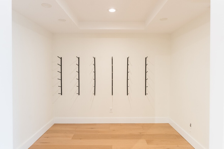 More Photos Of 58 Merrimac St, Newburyport Office Residential For Lease