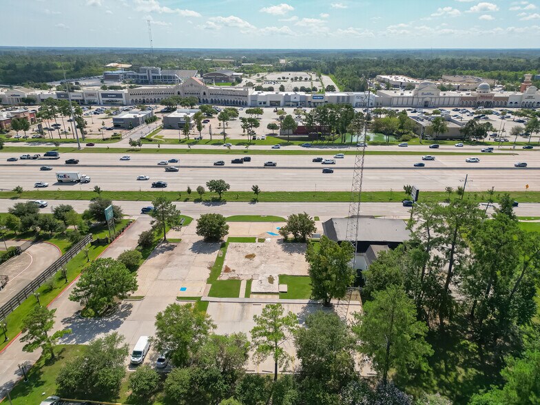 More Photos Of 29811 I-45, The Woodlands Land For Sale