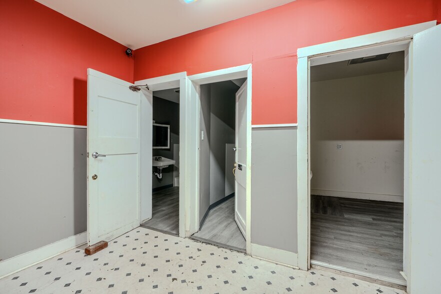 More Photos Of 55-57 S Potomac St, Hagerstown Apartments For Sale
