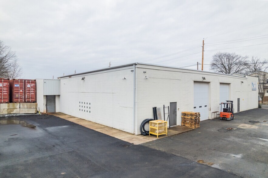 More Photos Of 663 Pennsylvania Ave, Elizabeth Warehouse For Lease