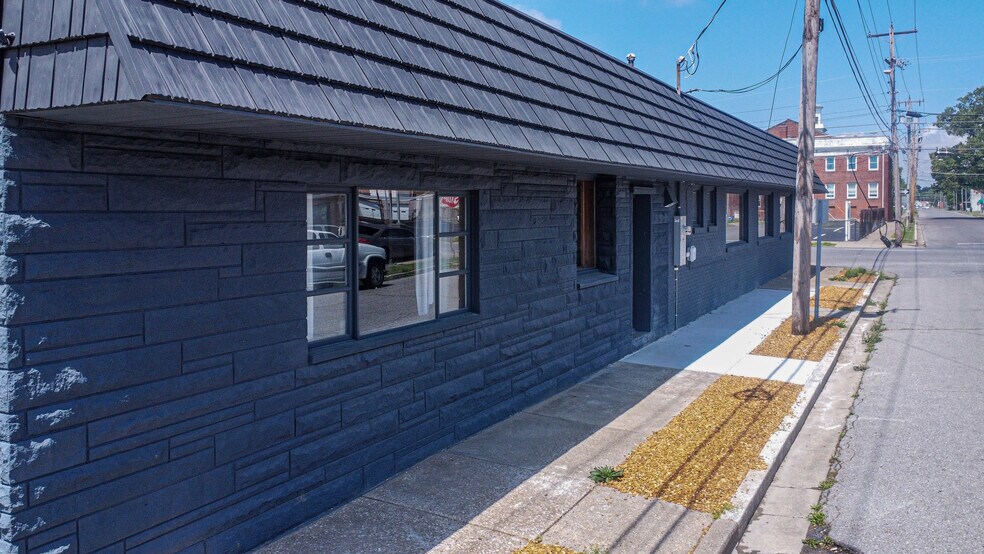 More Photos Of 1200 Broadway St, Paducah Office For Sale