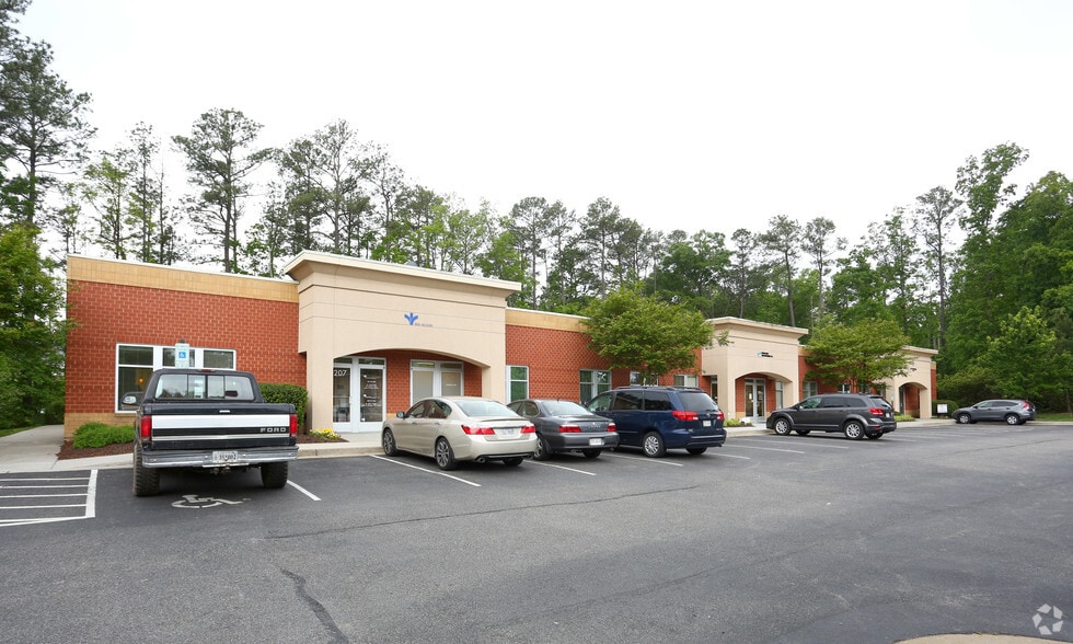 More Photos Of 5201 Hickory Park Dr, Glen Allen Office For Sale