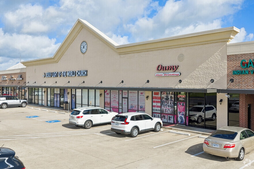 More Photos Of 14800 Westheimer Rd, Houston Storefront For Lease