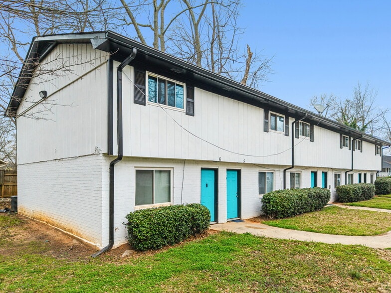 More Photos Of 3045-3051 Semmes St, Atlanta Apartments For Sale