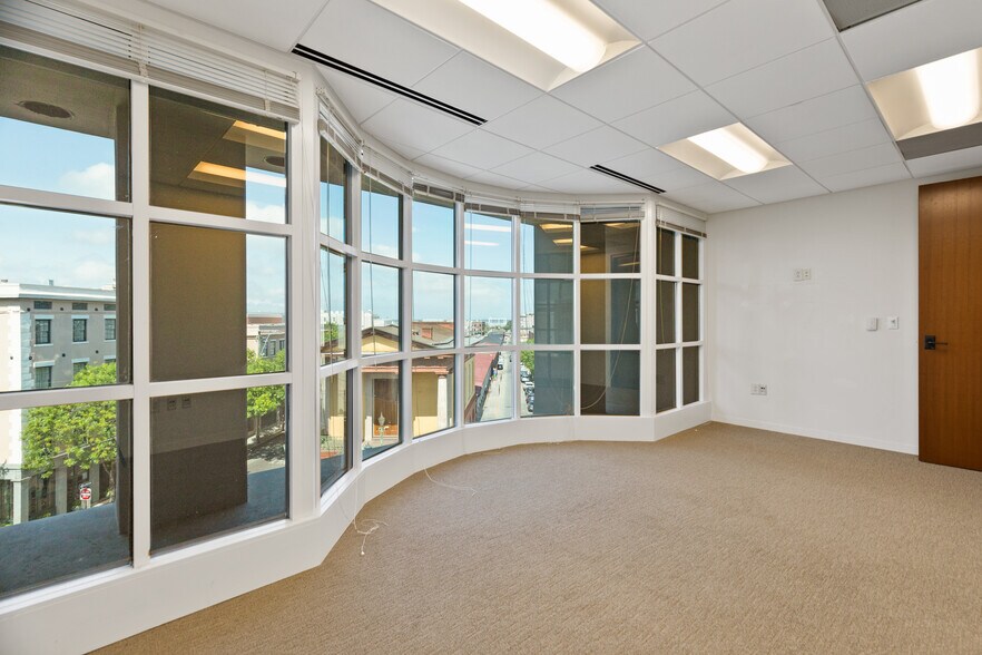 More Photos Of 177 Meeting St, Charleston Medical For Lease