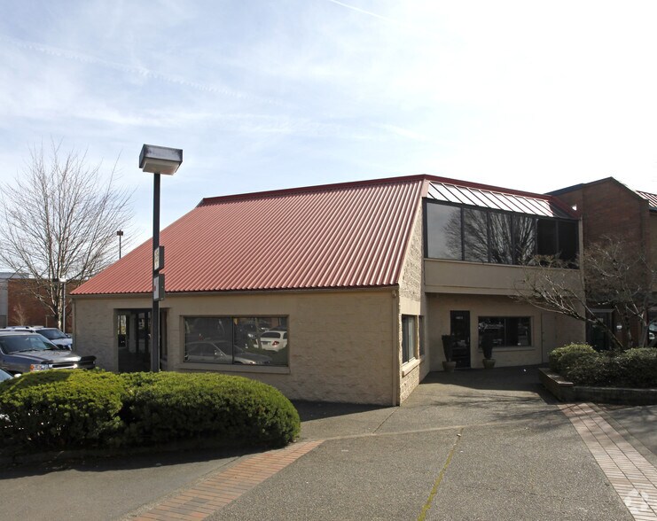 Primary Photo Of 18773-18813 SW Martinazzi Ave, Tualatin Medical For Lease