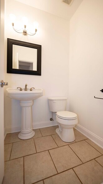 More Photos Of 1646 E Wesley Chapel Rd, Byron Land For Sale