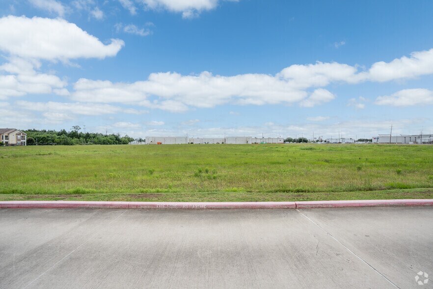More Photos Of 2301 Highway 365, Port Arthur Land For Sale