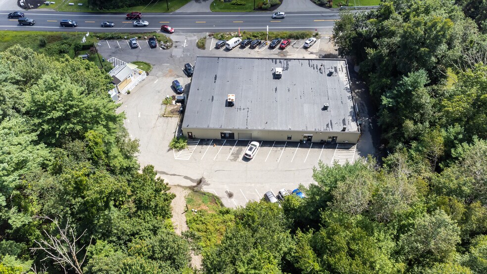 More Photos Of 116 Newburyport Tpke, Rowley Storefront Retail Office For Lease