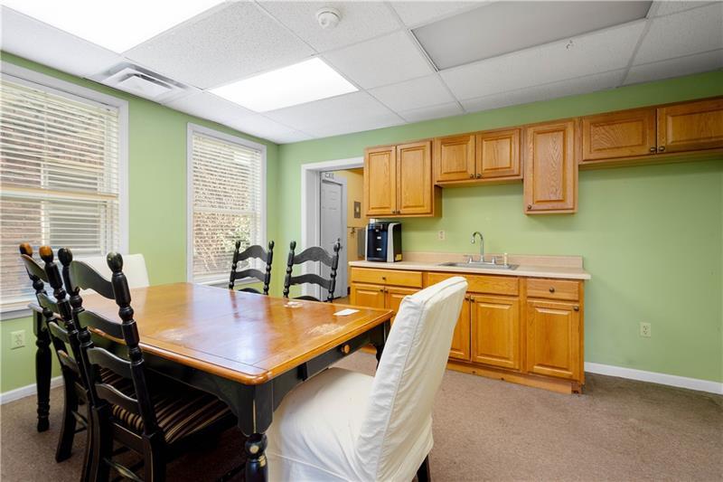 More Photos Of 626 5th Ave, Coraopolis Office Residential For Sale