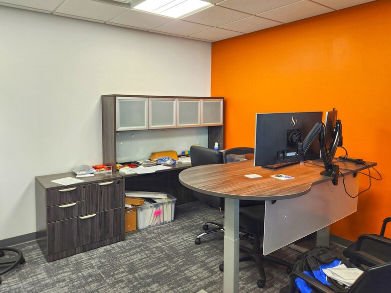 More Photos Of 14750 Sweitzer Ln, Laurel Medical For Sale