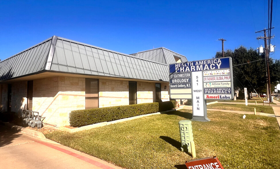 Primary Photo Of 541 W Main St, Lewisville Medical For Sale