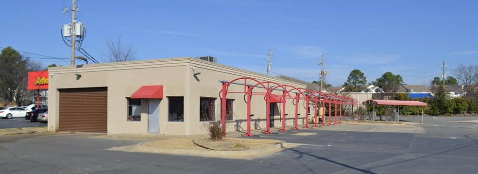 More Photos Of 9500 N Rodney Parham Rd, Little Rock Freestanding For Sale