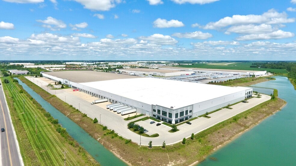 More Photos Of 6887 W 350 N, Greenfield Warehouse For Lease