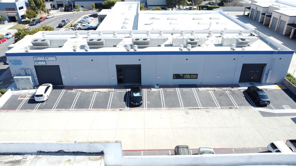 More Photos Of 17531 Griffin Ln, Huntington Beach Food Processing For Lease