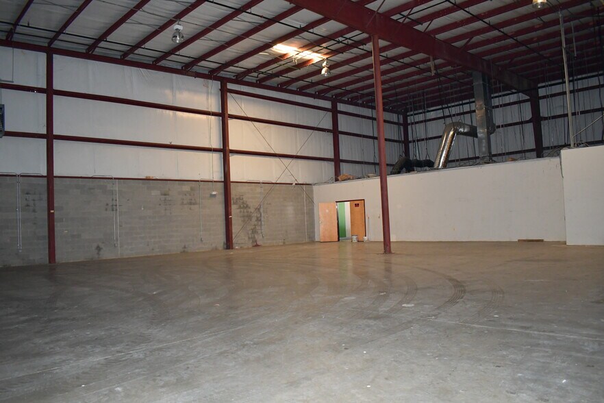 More Photos Of 115 Juliad Ct, Fredericksburg Warehouse For Lease