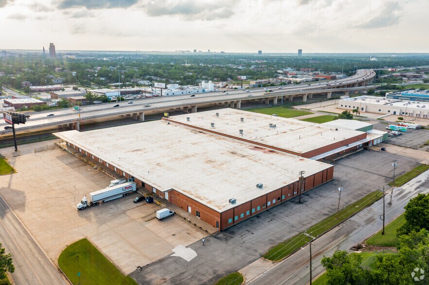 More Photos Of 1825 N Walnut Ave, Oklahoma City Warehouse For Lease