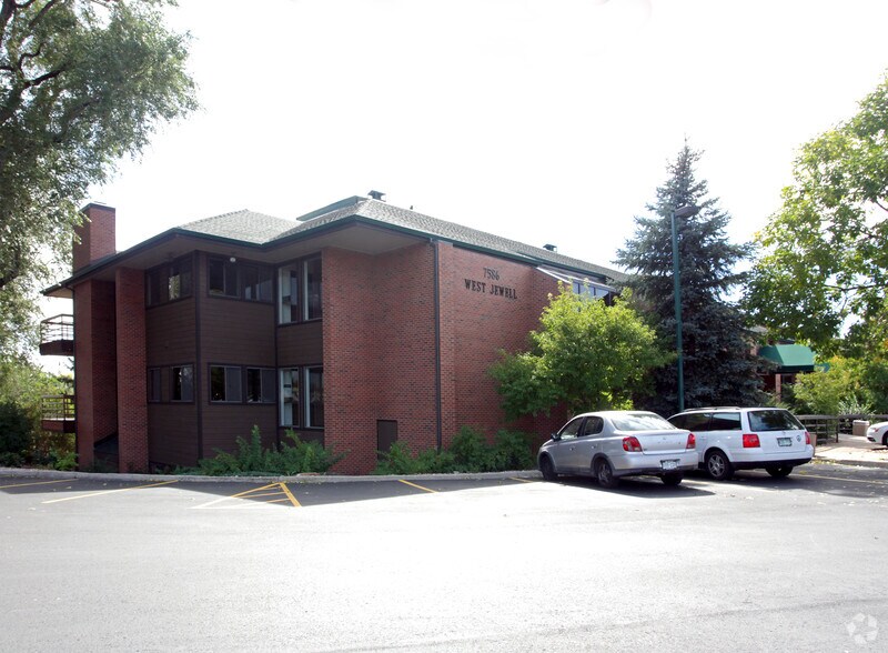 More Photos Of 7586 W Jewell Ave, Lakewood Medical For Sale