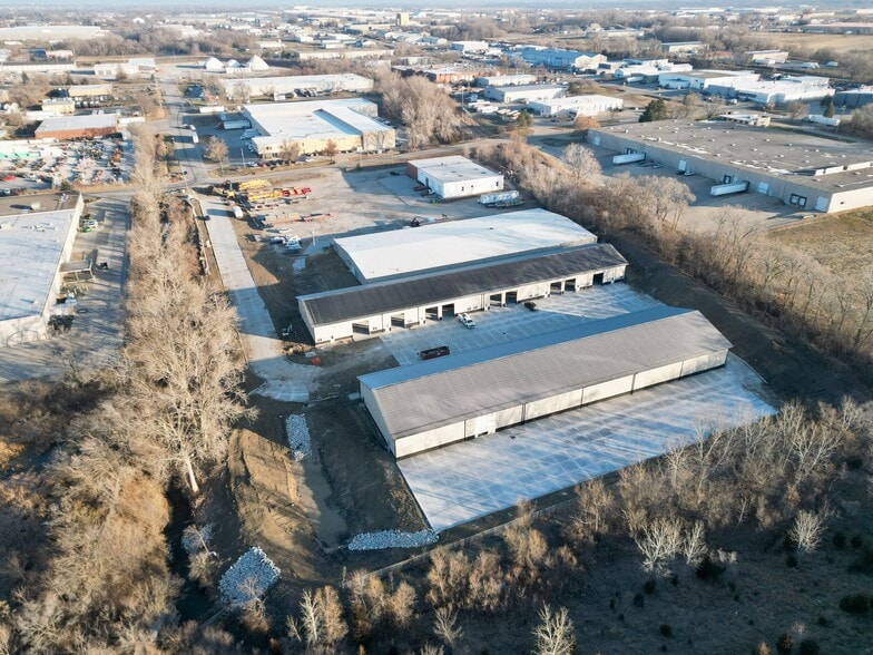 More Photos Of 1605 51st Ave, Des Moines Industrial For Lease