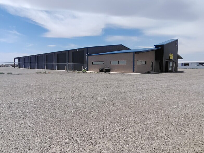 More Photos Of 155 US 285 N hwy, Pecos Warehouse For Sale