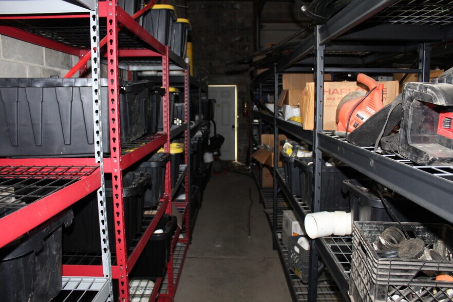 More Photos Of 5112 Umbria St, Philadelphia Light Manufacturing For Lease