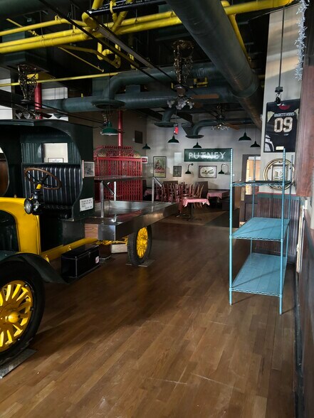 More Photos Of 310 Court Ave, Des Moines Restaurant For Sale