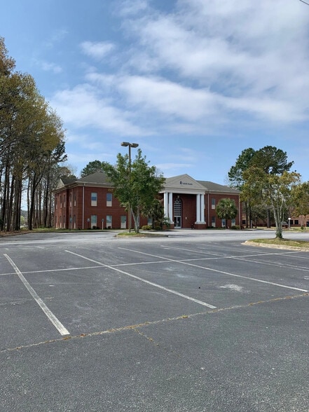 More Photos Of 2125 Charlie Hall Blvd, Charleston Medical For Lease