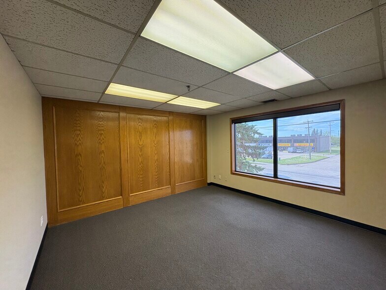 More Photos Of 15108 118 Av NW, Edmonton Office For Lease