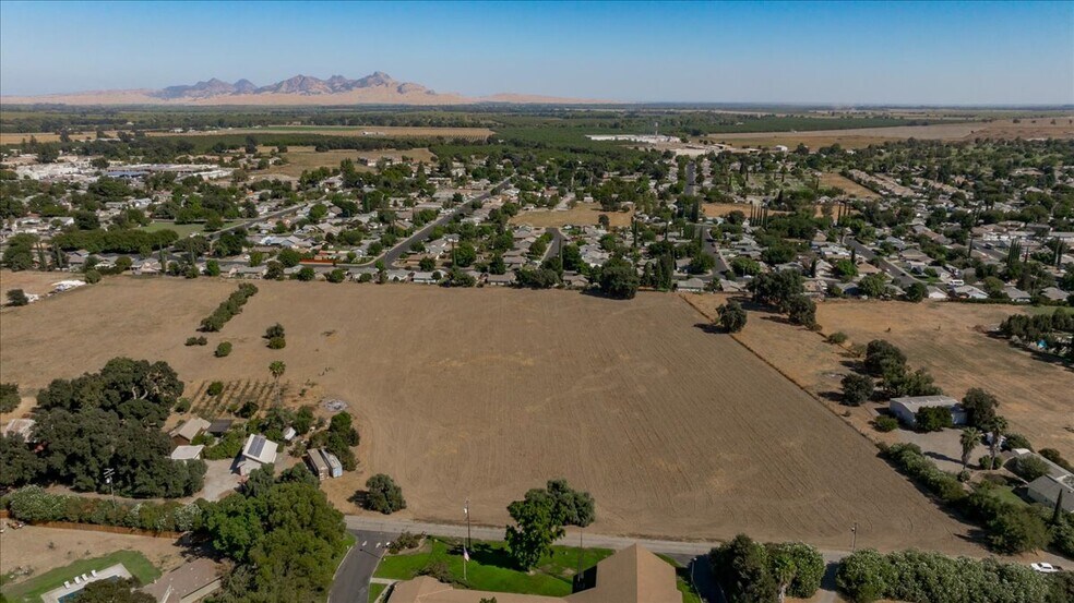 More Photos Of 1425 5th St, Colusa Land For Sale