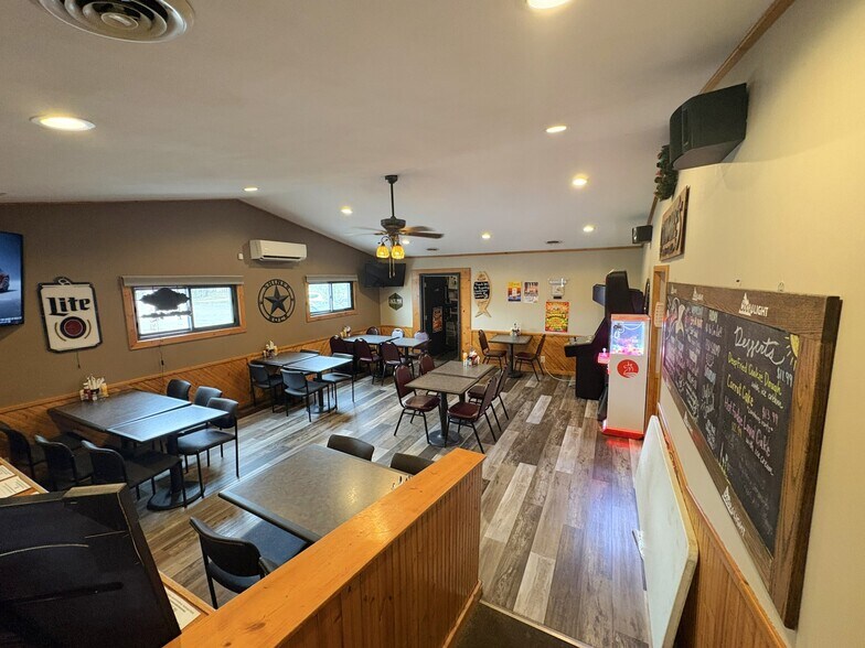 More Photos Of 12110 State Highway 210, Brainerd Restaurant For Sale