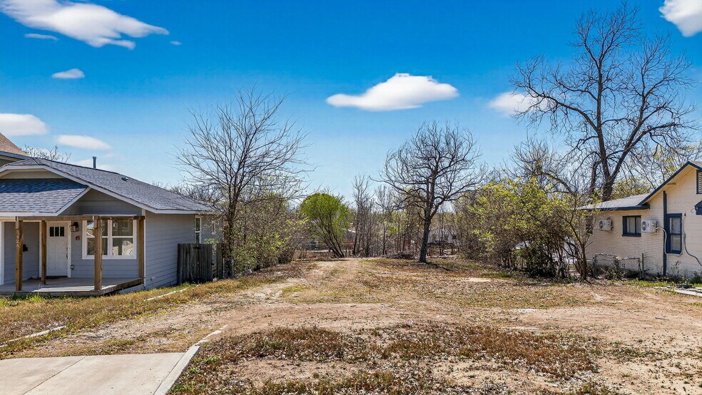 More Photos Of 920 Martin Luther King Dr, San Antonio Land For Sale