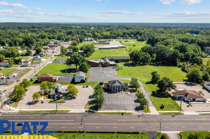 More Photos Of 4407 Belmont Ave, Youngstown Office For Sale