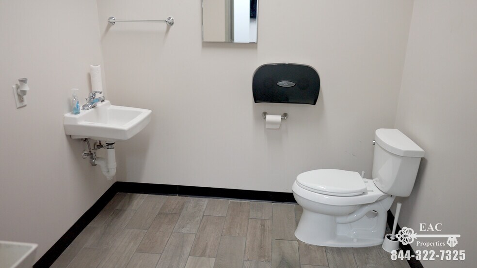 More Photos Of 482 Glenbrook Rd, Stamford Manufacturing For Lease