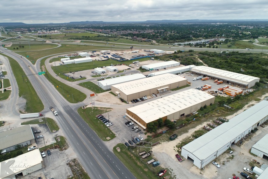 More Photos Of 4650 S Treadaway Blvd, Abilene Light Distribution For Lease