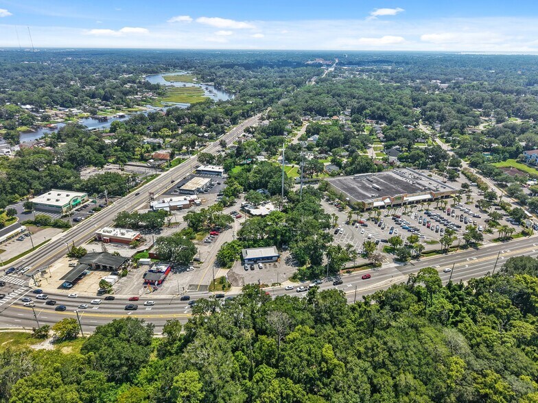 More Photos Of 1638 University Blvd S, Jacksonville Restaurant For Sale