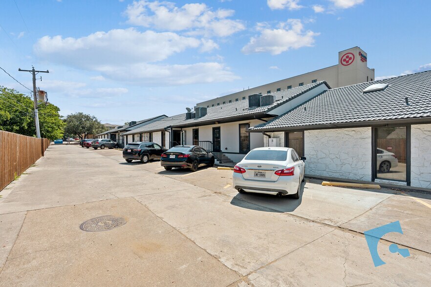 More Photos Of 601 Omega Dr, Arlington Medical For Lease