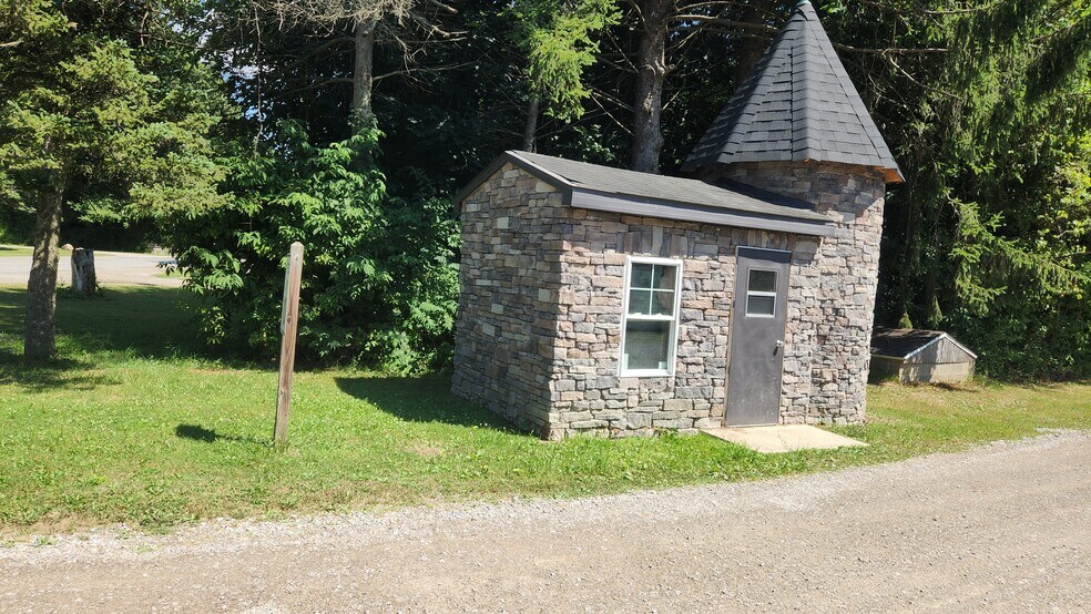 More Photos Of 11390 Cross Station Rd, Girard Manufactured Housing Mobile Home Park For Sale