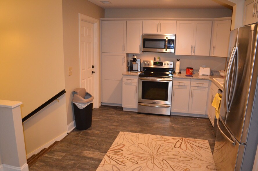 More Photos Of 326 Browns Cove Rd, Ridgeland Office For Sale