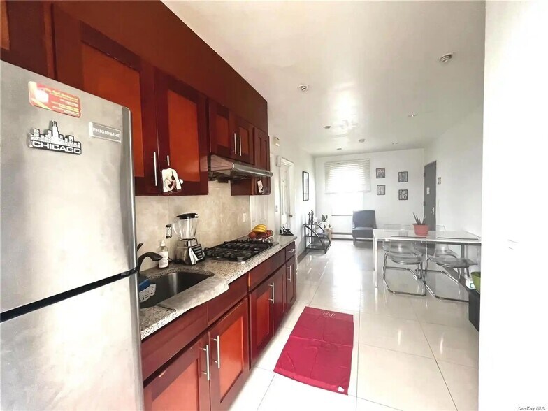 More Photos Of 3615 Greenpoint Ave, Long Island City Apartments For Sale