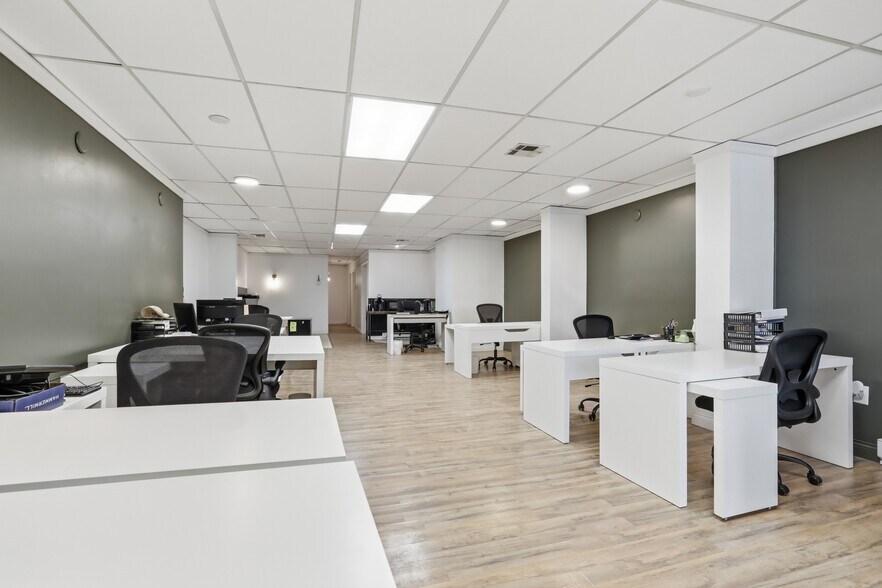 More Photos Of 57 Main St, Amesbury Office For Sale