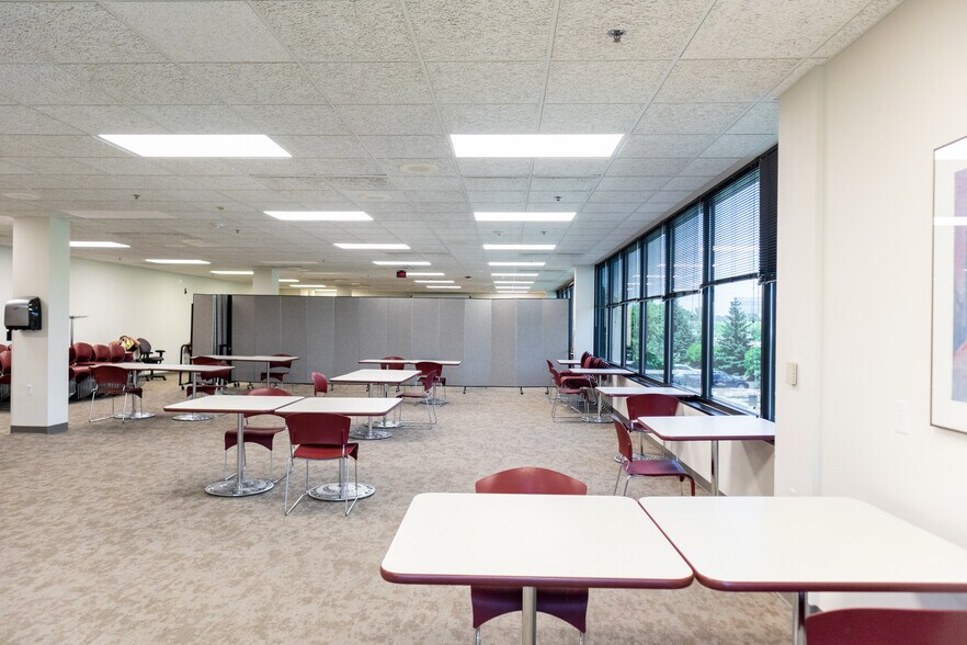More Photos Of 313 Blettner Blvd, Madison Office For Sale