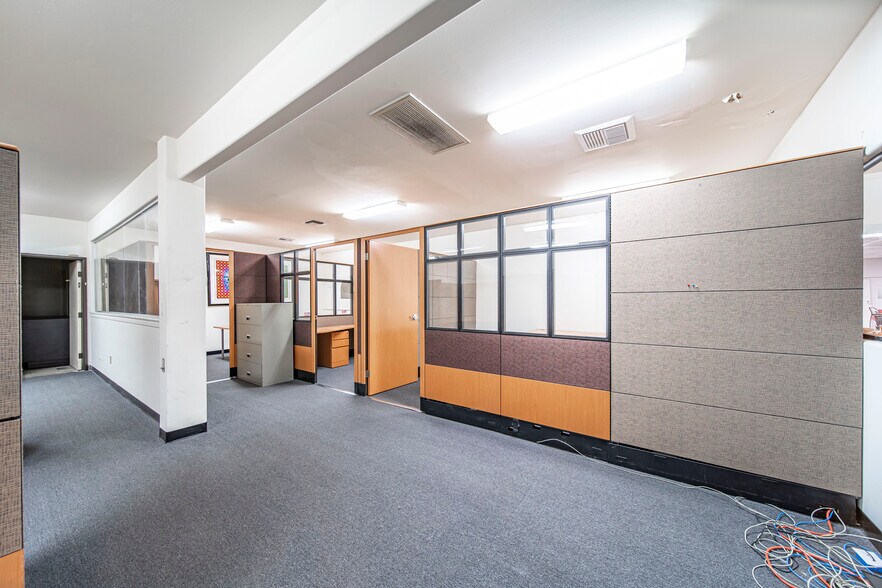 More Photos Of 500-506 S Palm Ave, Alhambra Warehouse For Lease